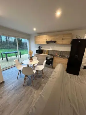 Cuisine ou kitchenette dans l'établissement Au Petit Faubourg