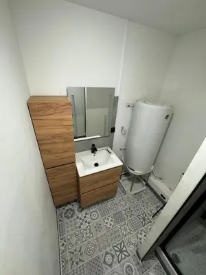 Salle de bains dans l'établissement Appartement Cosy dans le coeur de Witry-les-Reims