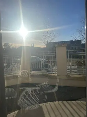 Balcon ou terrasse dans l'établissement Résidence des Berges en rdc et parking prive