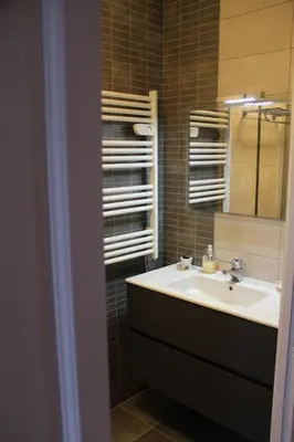 Salle de bains dans l'établissement Le Grenier d'Emma