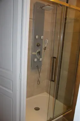 Salle de bains dans l'établissement Le Grenier d'Emma