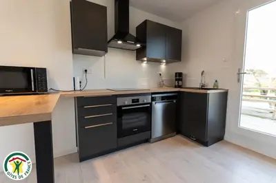 Cuisine ou kitchenette dans l'établissement Orgîte