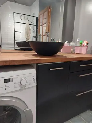 Cuisine ou kitchenette dans l'établissement Maison de campagne près d'un plan d'eau et des belles forêts !