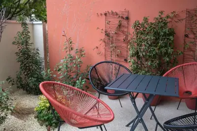 Jardin de l'établissement E Fauvette appartement de standing avec terrasse