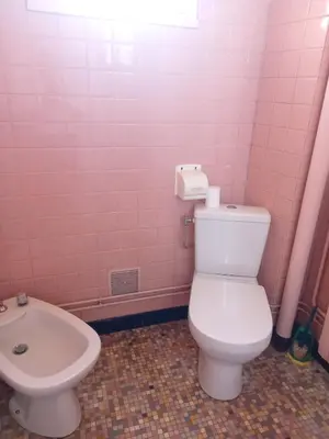 Salle de bains dans l'établissement Maison charmante à Chepy avec jardin et piste de pétanque