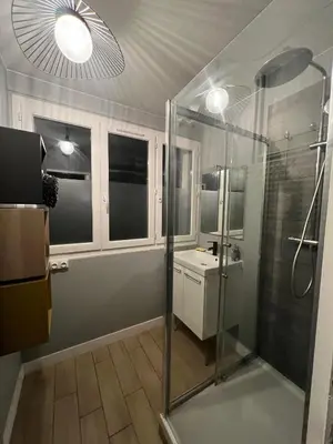 Salle de bains dans l'établissement Greyellow Compiegne
