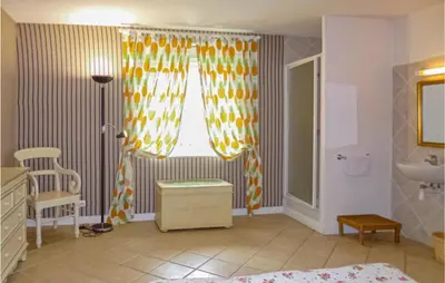 Un ou plusieurs lits dans un hébergement de l'établissement Lovely Home In Vaudoy-En-Brie With Wifi