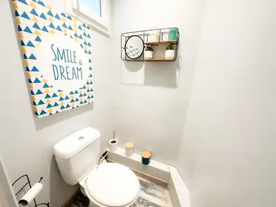 Salle de bains dans l'établissement Bel appartement à 10 minutes de Disney