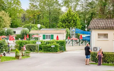 Clients de l'établissement Camping Touquin - 30min Disneyland