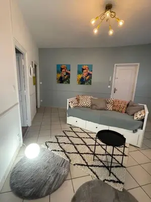Coin salon dans l'établissement Le Bubble
