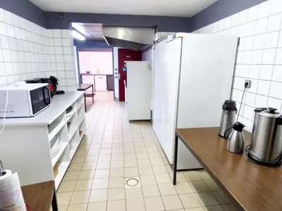 Cuisine ou kitchenette dans l'établissement Retraite Champêtre Spacieuse près de Nouart avec Jacuzzi