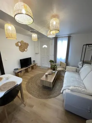 Télévision ou salle de divertissement dans l'établissement Bmco cottage