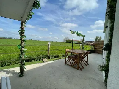 Jardin de l'établissement Superbe cottage proche Disney