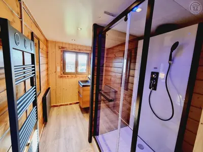 Plan de l'établissement Évasion au chalet en bois avec spa et grand jardin - FR-1-510-198