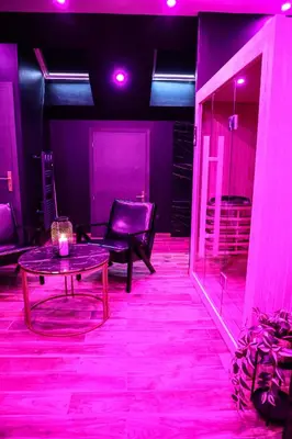 Coin salon dans l'établissement Le Premium - Suite Spa Privatif