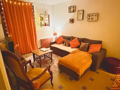 Coin salon dans l'établissement Maison Cosy & son jardin