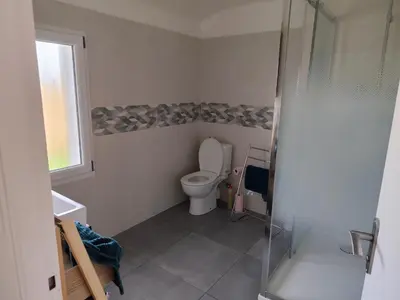Salle de bains dans l'établissement Appartement 6 personnes au calme à 25minutes de disney