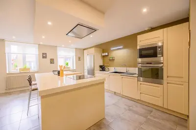 Cuisine ou kitchenette dans l'établissement Gîte des dix potiers