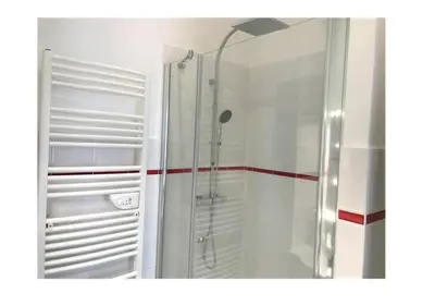 Salle de bains dans l'établissement Le Cours Langlet A