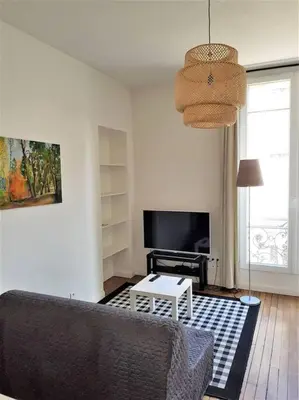 Télévision ou salle de divertissement dans l'établissement Le Cours Langlet B
