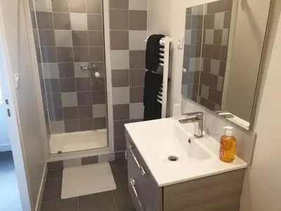 Salle de bains dans l'établissement Gardenia