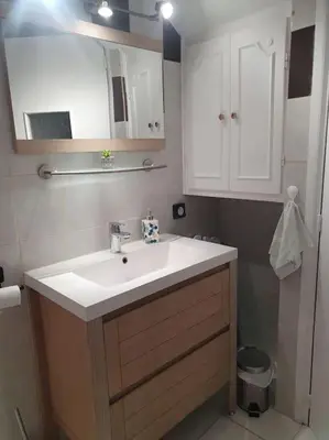 Salle de bains dans l'établissement La Maison du Druide