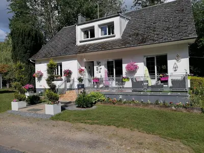Jardin de l'établissement Chez Fabiola et Alain