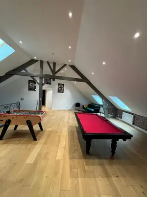 Billard dans l'établissement Les deux piliers