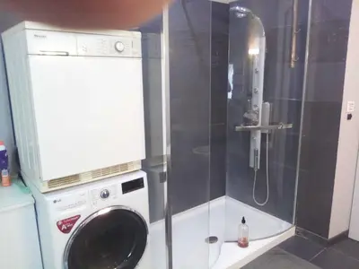 Salle de bains dans l'établissement Maison de village