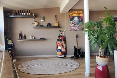 Plan de l'établissement Duplex atypique dans la cité médiévale