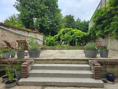 Jardin de l'établissement La Glycine
