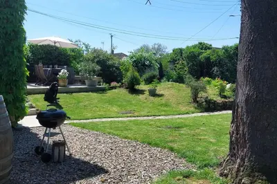 Jardin de l'établissement Maison ancienne de 170 m2