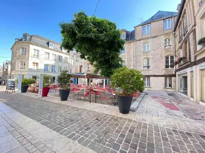 Quartier de l'appartement ou autre quartier proche