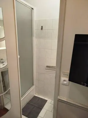 Salle de bains dans l'établissement Studette Cathédrale