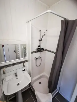 Salle de bains dans l'établissement Le 288 - Appartements Reimois