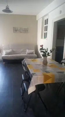 Un ou plusieurs lits dans un hébergement de l'établissement Chez Chantal à Ay