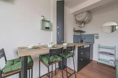 Cuisine ou kitchenette dans l'établissement La rivière, appartement 3 personnes