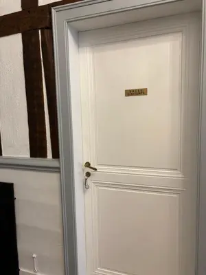 Plan de l'établissement La Salle d Attente - Hyper centre