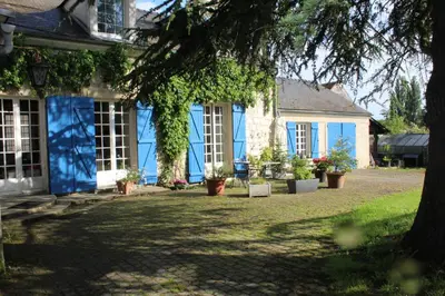 Jardin de l'établissement Le Refuge des Libellules