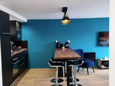 Cuisine ou kitchenette dans l'établissement Gîte de charme avec piscine, spa et sauna - Tout inclus, à Beaurepaire-sur-Sambre, Parc Naturel Avesnois - FR-1-510-213