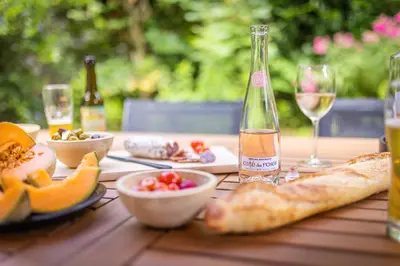 Nourriture dans la maison de vacances ou à proximité