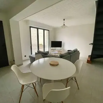 Au calme - Maison duplex Parking
