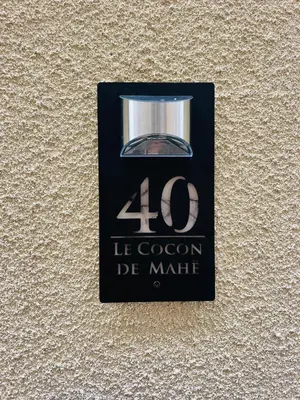 Certificat, récompense, panneau ou autre document affiché dans l'établissement Le Cocon de Mahë