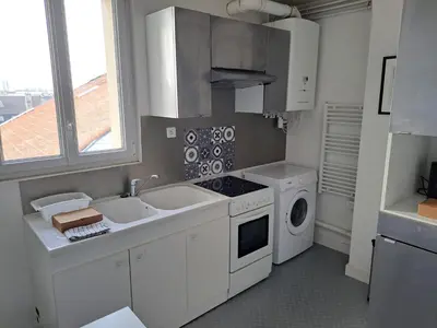 Cuisine ou kitchenette dans l'établissement Chez Léon - Vue cathédrale - Hyper centre ville