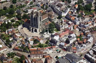 Vue générale sur Noyon ou vue de la ville depuis l'appartement