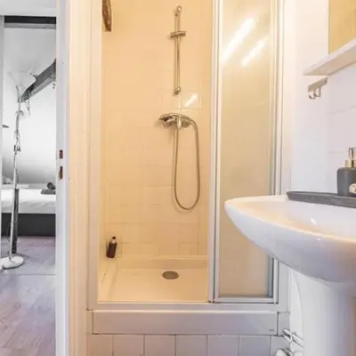 Salle de bains dans l'établissement Lalique 540 Hypercentre
