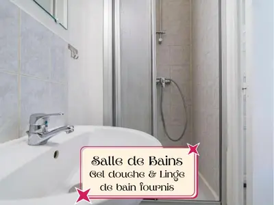 Salle de bains dans l'établissement Studio zen JD54#1