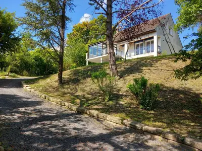 Jardin de l'établissement Paris-Reims, 10 personnes, 4 chambres- Spa, Grand jardin privé