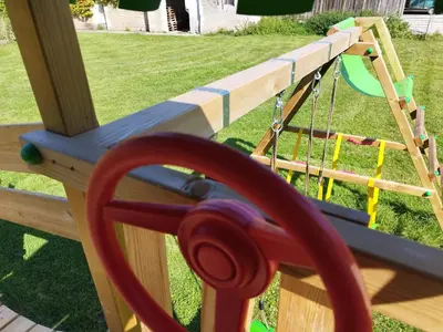 Aire de jeux pour enfants de l'établissement Le Château de Manon