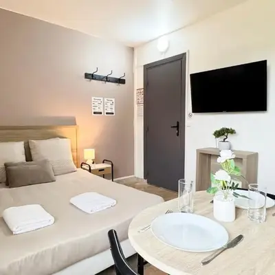 Studio Platanes 3 - Proche Disneyland - Parking gratuit - Meaux